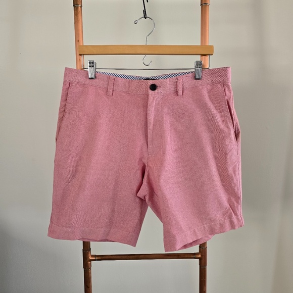Banana Republic Salmon/Pinkish hue shorts - Size 34 waist - Picture 1 of 7